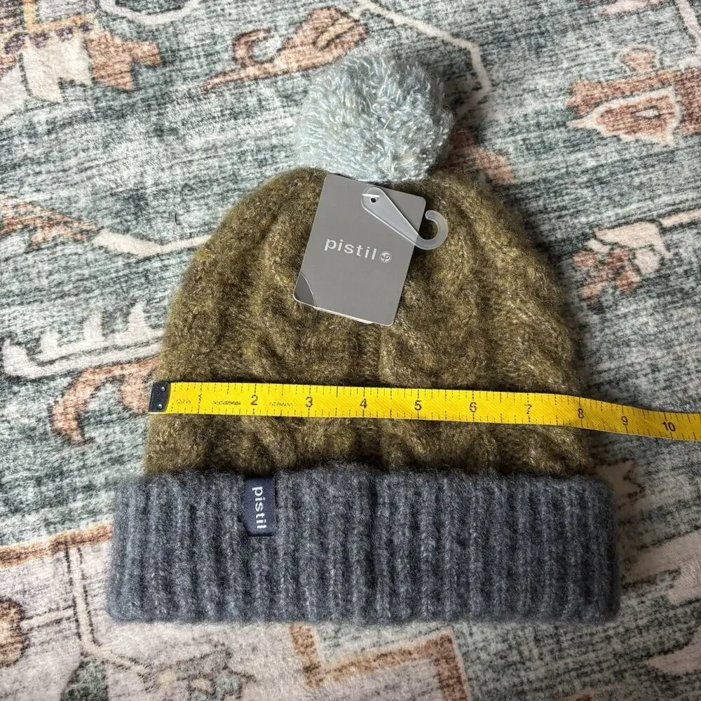 NWT Pistil Womens Comfort Pompom Knit Hat Beanie Ski Cap Green